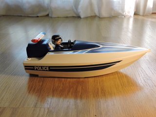 Coche Policía Playmobil con Lancha y Remolque