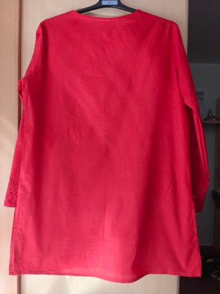 Blusón/Túnica roja con bordados