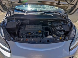 Opel Corsa 1.4 90CV 120 Aniversario — IMPECABLE
