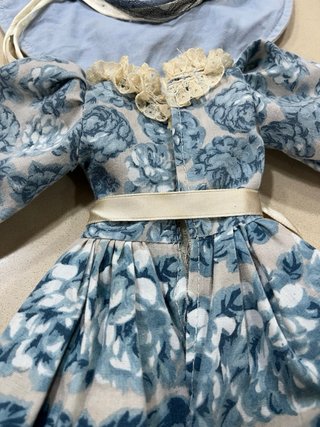 Conjunto Nancy Vestido y Sombrero Azul