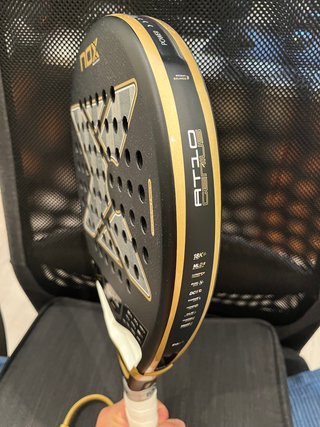 Pala NOX AT10 Genius 18K Agustin Tapia