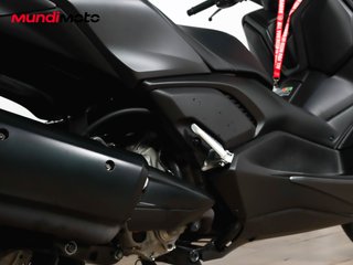 YAMAHA X-MAX 300