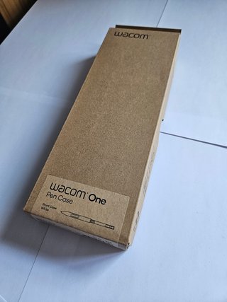 Wacom One 12 DTC121 + Lápiz + Cable USB-C