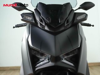 YAMAHA X-MAX 300