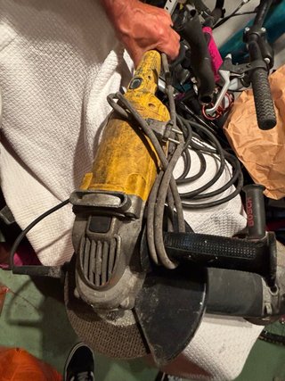 2 Amoladoras DeWalt + Bosch 230mm
