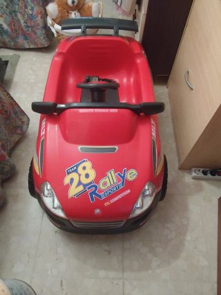 Coche eléctrico infantil rojo Rallye World Cup