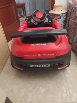 Coche eléctrico infantil rojo Rallye World Cup