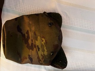 Cantimplora militar con cubilete y funda