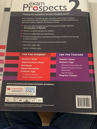 EXAM PROSPECTS 2 Student's book: libro de texto...