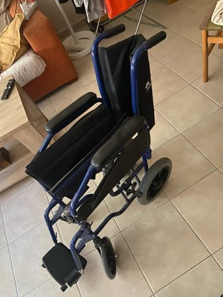 Sila de ruedas “Mobiclinic” .