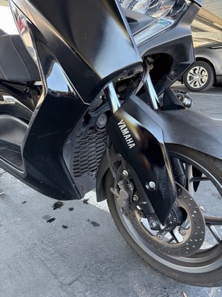 Yamaha Xmax Tech Max 300 Negra