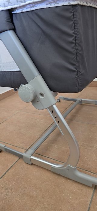 Culla Jané Babyside grigia, altezza regolabile