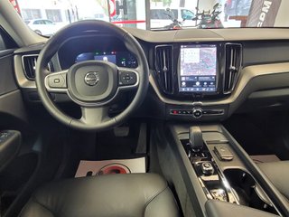 Volvo XC60 Core Recharge Plug-In Hybrid AWD