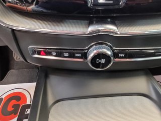 Volvo XC60 Core Recharge Plug-In Hybrid AWD