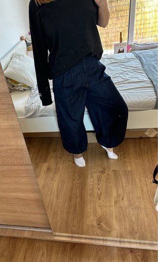 Pantalones anchos azul marino Alladin Balloon Zara