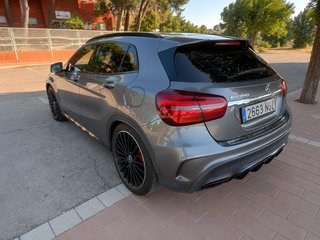 Mercedes-Benz GLA 45 AMG