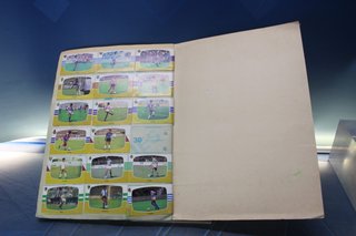 Álbum de cromos: Campeonato Liga 84-85 1ª División. Cromos Cano. Incompleto.