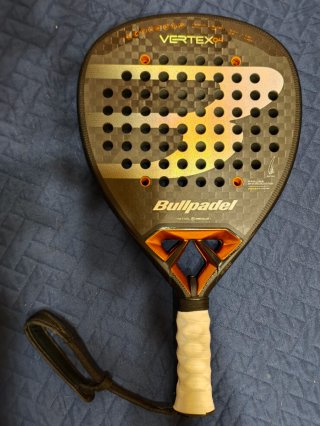Bullpadel Vertex 04 2025