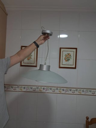 LAMPARAS TECHO Y SOBREMESA