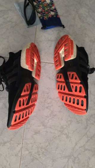Sneakers Adidas Nere + Occhiali da Sole