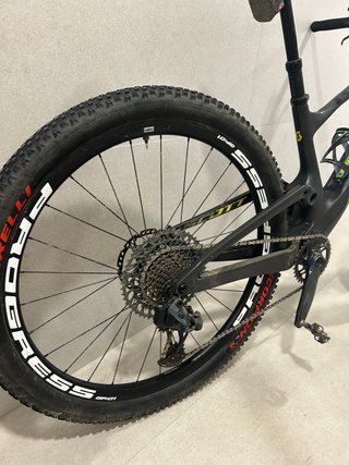 Bicicleta Scott Spark Team Issue
