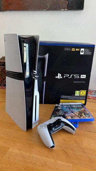 Console PS5 Pro 2TB + Controller + Giochi