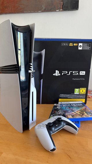 Console PS5 Pro 2TB + Controller + Giochi