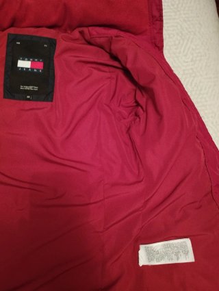 Cazadora Tommy Jeans Roja Talla XS