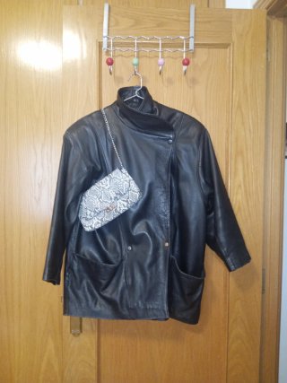 Cazadora de cuero  Elegance Royal, talla 42 - 44