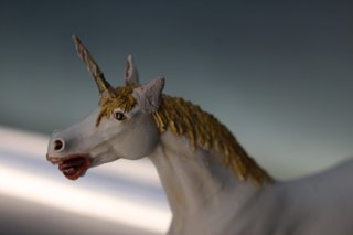 Figura, escultura de Unicornio. J. Fernández, 2022.