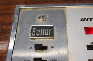 Tocadiscos vintage Bettor Ami 10-S Dual 1010-S. Con radio. Años 70-80.