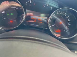 Peugeot 3008 2014