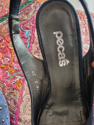 Sandalias Pecas Tacón Azul Tachuelas