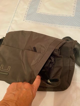 Bolsa Adolfo Dominguez viaje ordenador