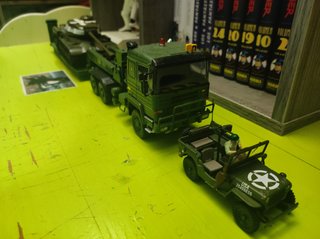 Camión Pegaso Trailer Militar 1/43