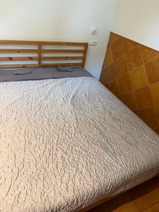Cama IKEA Tarva 160x200 + Somier LÖNSET + colchón