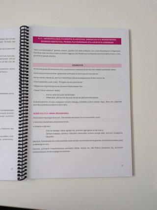 Historia de la Filosofia. 3 cuadernos. Euskera