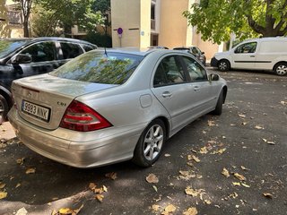 Mercedes-Benz Clase C 2005