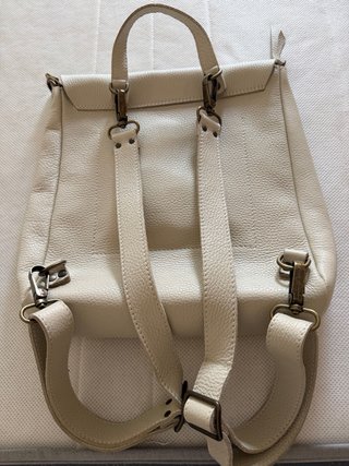 Mochila de piel beige,bolso de hombro y mano