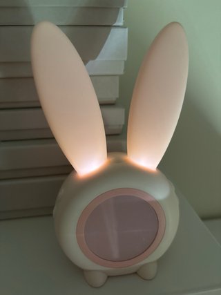Reloj Despertador Conejo Rosa Luminoso no funciona