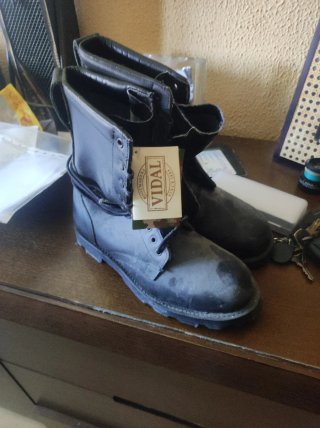 Botas militares Vidal Talla 42 Negras