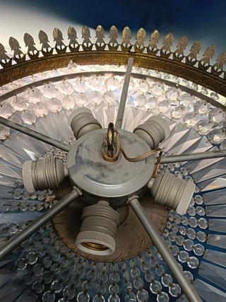 Lampara de techo, circular, 5 focos, araña de cristal y bronce estilo antiguo