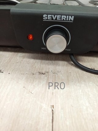 Severin Barbacoa de mesa eléctrica con placa de parrilla