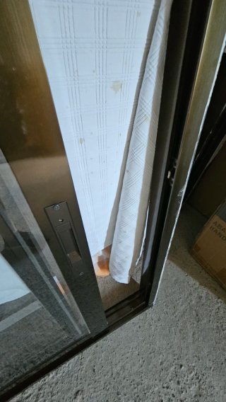 Ventana corredera aluminio con mosquitera