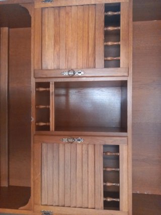 Mueble de salón antiguo de madera 2x1,20x48cm.