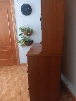 Mueble de salón antiguo de madera 2x1,20x48cm.