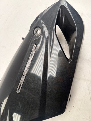 Tapa Bajo Asiento Izquierda Honda CB Hornet 600 08