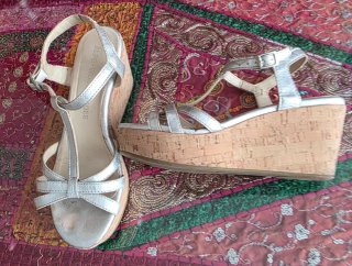 Sandalias Alpe Woman Plateadas Tacon Cuña