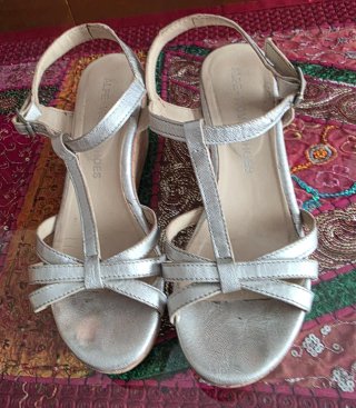 Sandalias Alpe Woman Plateadas Tacon Cuña