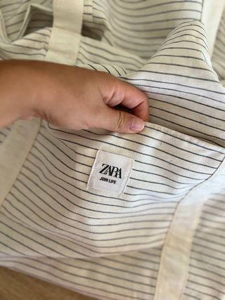 Bolso Zara Rayas Blanco y Negro